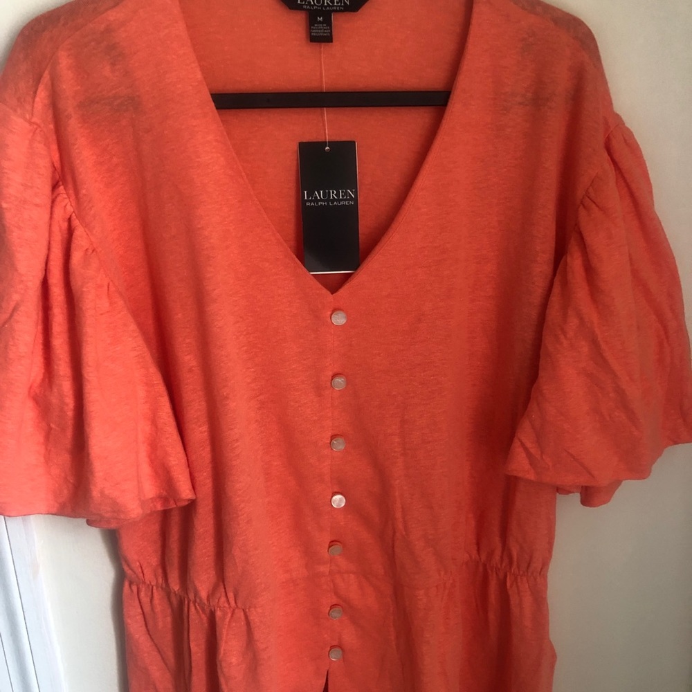 Brand new Lauren blouse size M. Beautiful design and at amazing price. Only 1